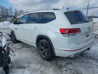 2022 Volkswagen Atlas 3.6L V6 SEL R-Line with VIN 1V2AR2CA1NC528998, listed as a IAAI auction lot 41405286 with 35,271 mi miles. Bid and sale history available at carsss.com. Image 3.