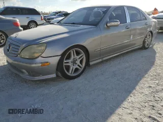 2004 Mercedes-Benz S-Class with VIN WDBNG75J24A416688, listed as a Copart auction lot 75614554 with 0 mi miles and Salvage Title. Bid and sale history available at carsss.com. Image 1.