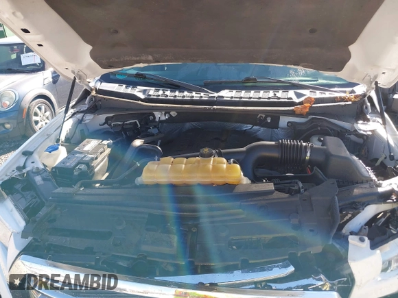 2015 Ford F-150 XLT with VIN 1FTEW1EG9FFC84847, listed as a IAAI auction lot 37947499 with 89,206 mi miles. Bid and sale history available at carsss.com. Image 10.