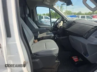 2017 Ford Transit z VIN 1FTYE1YM7HKA68149, wystawiony jako IAAI lot #42787309 z przebiegiem 192 344 mil mil oraz . Historia ofert i sprzedaży dostępna na DreamBid. Obrazek 3.