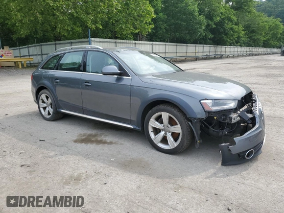 2013 Audi allroad A4 Premium Plus z VIN WA1UFAFL7DA051190, wystawiony jako Copart lot #60477465 z przebiegiem 31 893 mil mil oraz Szkoda całkowita • Salvage title. Historia ofert i sprzedaży dostępna na DreamBid. Obrazek 4.