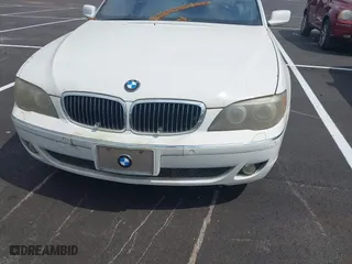 2006 BMW 7 Series 750Li with VIN WBAHN83516DT32361, listed as a IAAI auction lot 41973491 with 170,428 mi miles. Bid and sale history available at carsss.com. Image 6.