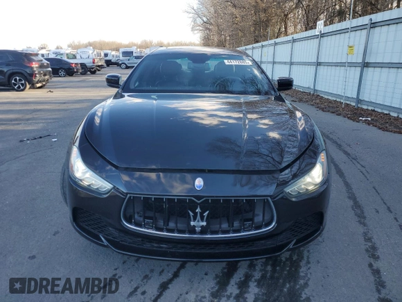 2016 Maserati Ghibli S Q4 z VIN ZAM57RTA4G1182621, wystawiony jako Copart lot #44172885 z przebiegiem 71 838 mil mil oraz Tytuł czysty. Historia ofert i sprzedaży dostępna na DreamBid. Obrazek 5.