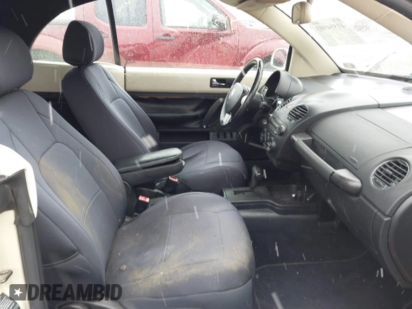 2006 Volkswagen Beetle with VIN 3VWSF31Y16M318144, listed as a IAAI auction lot 41554903 with 126,984 mi miles and . Bid and sale history available at DreamBid. Image 5.