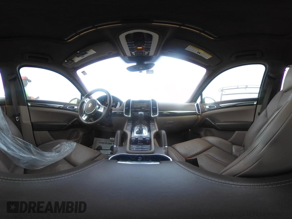 2012 Porsche Cayenne Turbo с VIN WP1AC2A29CLA80486, выставлен на аукционе IAAI как лот 42324263 с пробегом 106 588 миль миль и . История ставок и продаж доступна на DreamBid. Изображение 18.