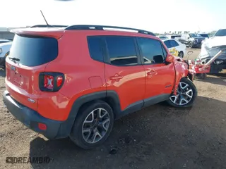 2015 Jeep Renegade Latitude with VIN ZACCJABT3FPC08724, listed as a IAAI auction lot 41965168 with 95,590 mi miles. Bid and sale history available at carsss.com. Image 4.