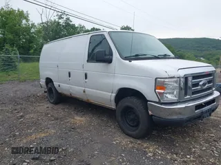 2012 Ford Econoline Cargo Commercial z VIN 1FTNE2EL2CDB16707, wystawiony jako IAAI lot #42358039 z przebiegiem 250 186 mil mil oraz . Historia ofert i sprzedaży dostępna na DreamBid. Obrazek 1.