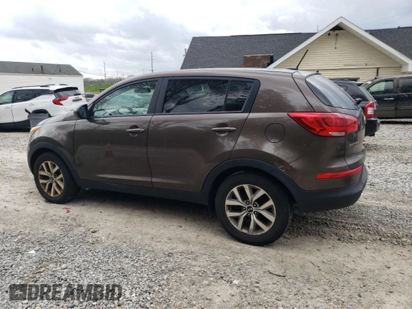 2015 Kia Sportage LX z VIN KNDPB3AC5F7728416, wystawiony jako Copart lot #54990375 z przebiegiem 194 934 mil mil oraz Czysty tytuł • Clean title. Historia ofert i sprzedaży dostępna na DreamBid. Obrazek 2.