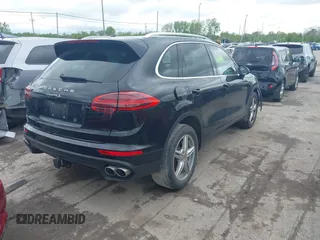 2016 Porsche Cayenne S z VIN WP1AB2A23GLA95509, wystawiony jako IAAI lot #42234662 z przebiegiem 73 741 mil mil oraz . Historia ofert i sprzedaży dostępna na DreamBid. Obrazek 4.