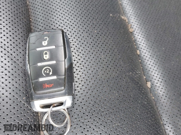 2019 Ram 1500 Rebel z VIN 1C6SRFLT5KN923837, wystawiony jako IAAI lot #41961921 z przebiegiem 68 400 mil mil oraz . Historia ofert i sprzedaży dostępna na DreamBid. Obrazek 11.