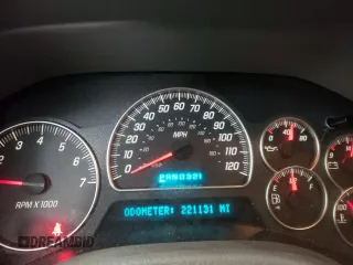 2005 GMC Envoy SLE with VIN 1GKDT13S952334233, listed as a Copart auction lot 85115854 with 221,131 mi miles and Salvage Title. Bid and sale history available at carsss.com. Image 9.