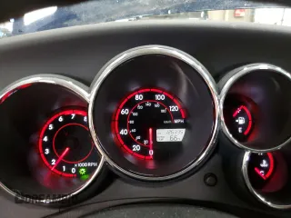 2004 Pontiac Vibe z VIN 5Y2SM64874Z440279, wystawiony jako Copart lot #44702865 z przebiegiem 126 335 mil mil oraz Szkoda całkowita • Salvage title. Historia ofert i sprzedaży dostępna na DreamBid. Obrazek 9.