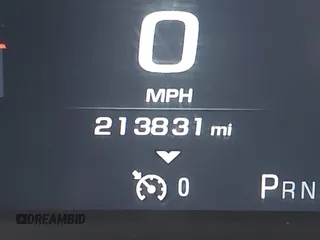 2016 GMC Sierra 1500 Denali z VIN 3GTU2PEC9GG172430, wystawiony jako IAAI lot #42109616 z przebiegiem 213 831 mil mil oraz . Historia ofert i sprzedaży dostępna na DreamBid. Obrazek 15.