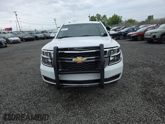 2018 Chevrolet Tahoe Commercial z VIN 1GNSKDEC6JR359306, wystawiony jako Copart lot #57100015 z przebiegiem 154 075 mil mil oraz Czysty tytuł • Clean title. Historia ofert i sprzedaży dostępna na DreamBid. Obrazek 5.