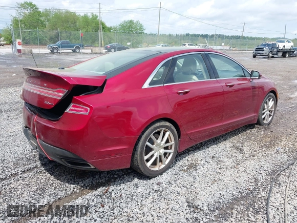 2014 Lincoln MKZ z VIN 3LN6L2G97ER811198, wystawiony jako IAAI lot #42132804 z przebiegiem 108 720 mil mil oraz . Historia ofert i sprzedaży dostępna na DreamBid. Obrazek 4.