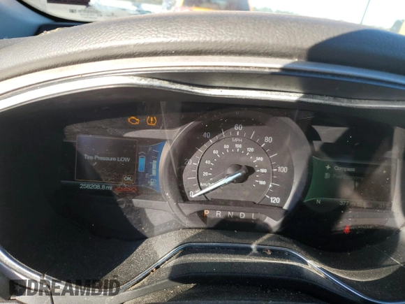 2015 Ford Fusion S Hybrid with VIN 3FA6P0UUXFR140915, listed as a Copart auction lot 45393535 with 258,208 mi miles and Clean Title. Bid and sale history available at carsss.com. Image 9.