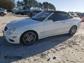 2008 Mercedes-Benz CLK 550 with VIN WDBTK72F38T092697, listed as a Copart auction lot 81805274 with 117,855 mi miles and Salvage Title. Bid and sale history available at DreamBid. Image 1.
