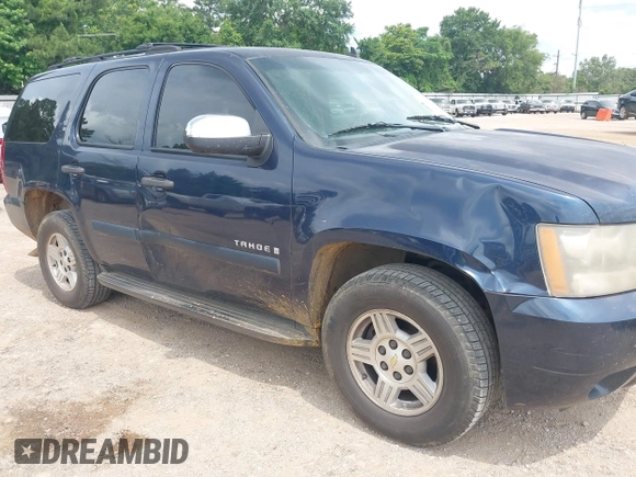 2007 Chevrolet Tahoe LS with VIN 1GNFC13CX7R264532, listed as a IAAI auction lot 42425650 with 254,286 mi miles and . Bid and sale history available at DreamBid. Image 6.