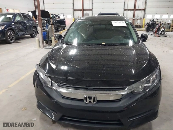 2018 Honda Civic Sedan LX with VIN 2HGFC2F51JH588621, listed as a IAAI auction lot 40749790 with 33,442 mi miles. Bid and sale history available at carsss.com. Image 12.