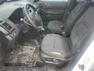 2017 Ford Police Interceptor Utility с VIN 1FM5K8AT5HGE29804, выставлен на аукционе Copart как лот 47128825 с пробегом 77 485 миль миль и Списание • Salvage title. История ставок и продаж доступна на DreamBid. Изображение 7.
