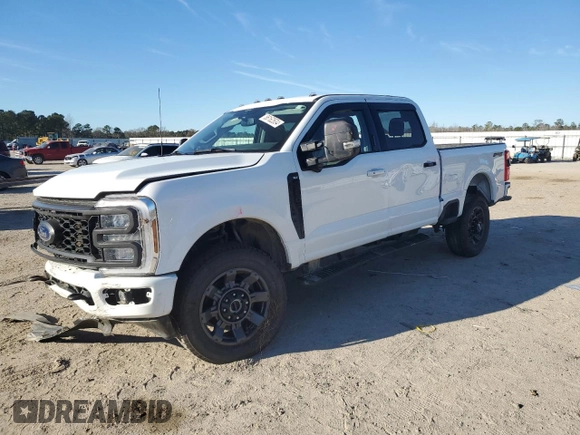 2024 Ford Super Duty F-250 SRW XL with VIN 1FT8W2BN4REC99532, listed as a Copart auction lot 86162634 with 21,261 mi miles and Clean Title. Bid and sale history available at carsss.com. Image 1.
