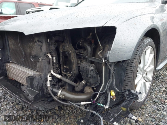 2015 Audi A4 Premium with VIN WAUAFAFLXFN009971, listed as a IAAI auction lot 42004348 with 109,362 mi miles. Bid and sale history available at carsss.com. Image 6.