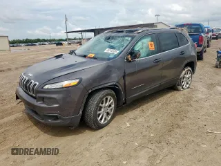 2018 Jeep Cherokee Latitude Plus с VIN 1C4PJLLX5JD557003, выставлен на аукционе Copart как лот 60744585 с пробегом Не указан миль и Списание • Salvage title. История ставок и продаж доступна на DreamBid. Изображение 1.