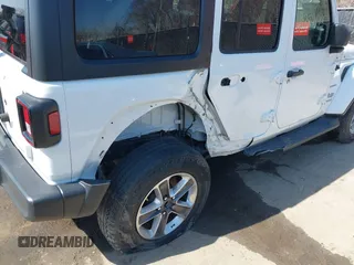 2020 Jeep Wrangler Unlimited Sahara with VIN 1C4HJXEN7LW180589, listed as a IAAI auction lot 41784143 with 58,955 mi miles. Bid and sale history available at carsss.com. Image 6.