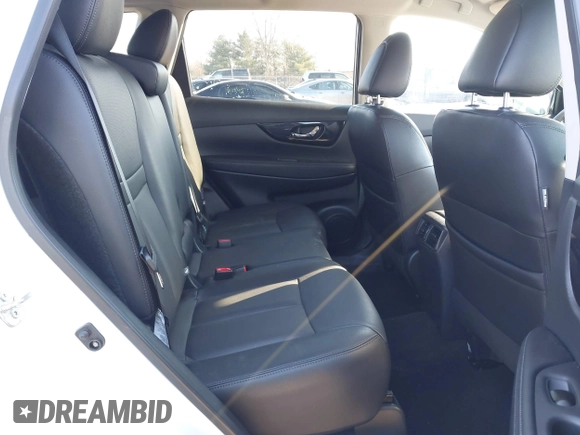 2019 Nissan Rogue SL with VIN 5N1AT2MV5KC799882, listed as a IAAI auction lot 41341776 with 57,119 mi miles. Bid and sale history available at carsss.com. Image 8.