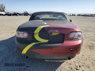 2008 Mazda MX-5 Miata Grand Touring z VIN JM1NC26F780144189, wystawiony jako Copart lot #52204015 z przebiegiem 71 339 mil mil oraz Szkoda całkowita • Salvage title. Historia ofert i sprzedaży dostępna na DreamBid. Obrazek 6.