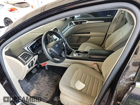 2020 Ford Fusion SE с VIN 3FA6P0LU9LR177063, выставлен на аукционе IAAI как лот 42785490 с пробегом 51 258 миль миль и . История ставок и продаж доступна на DreamBid. Изображение 20.