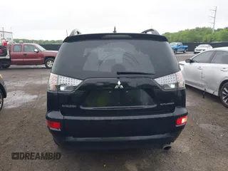 2010 Mitsubishi Outlander SE with VIN JA4AS3AW8AZ005036, listed as a IAAI auction lot 42184336 with 224,226 mi miles and . Bid and sale history available at DreamBid. Image 16.