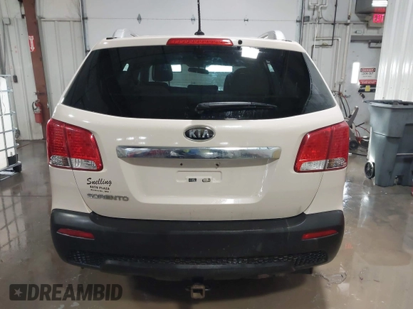 2012 Kia Sorento LX with VIN 5XYKTDA25CG226072, listed as a IAAI auction lot 41398669 with 229,218 mi miles. Bid and sale history available at carsss.com. Image 16.