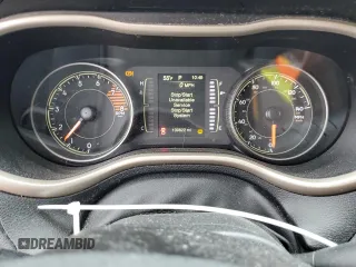 2017 Jeep Cherokee Altitude z VIN 1C4PJLAS9HW603566, wystawiony jako Copart lot #55071535 z przebiegiem 139 822 mil mil oraz Szkoda całkowita • Salvage title. Historia ofert i sprzedaży dostępna na DreamBid. Obrazek 9.