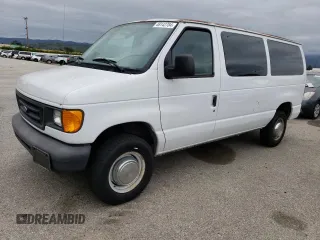 2004 Ford Econoline Passenger XL with VIN 1FBNE31L64HA33260, listed as a Copart auction lot 46142784 with 116,136 mi miles and Clean Title. Bid and sale history available at DreamBid. Image 1.