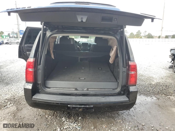 2018 Chevrolet Tahoe Premier with VIN 1GNSCCKJ1JR265084, listed as a Copart auction lot 45997395 with 105,575 mi miles and Salvage Title. Bid and sale history available at carsss.com. Image 6.