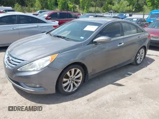2013 Hyundai Sonata Limited with VIN 5NPEC4AC3DH683978, listed as a IAAI auction lot 42194847 with 138,995 mi miles and . Bid and sale history available at DreamBid. Image 2.