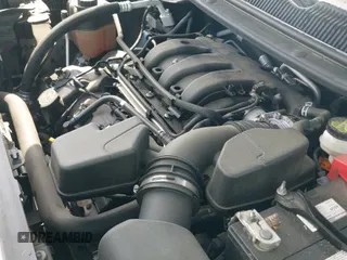 2018 Ford Explorer XLT z VIN 1FM5K7D85JGC92161, wystawiony jako IAAI lot #43275695 z przebiegiem 77 170 mil mil oraz . Historia ofert i sprzedaży dostępna na DreamBid. Obrazek 19.