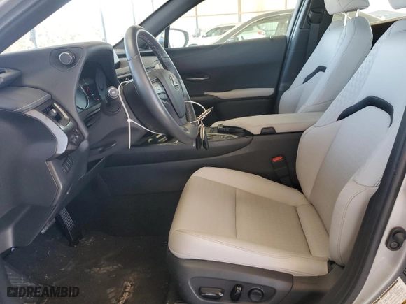 2020 Lexus UX with VIN JTHX9JBH9L2036788, listed as a Copart auction lot 46935395 with 8,122 mi miles and Salvage Title. Bid and sale history available at carsss.com. Image 7.