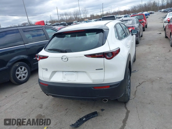 2023 Mazda CX-30 S z VIN 3MVDMBAM6PM572425, wystawiony jako IAAI lot #41833170 z przebiegiem 18 307 mil mil oraz . Historia ofert i sprzedaży dostępna na DreamBid. Obrazek 17.