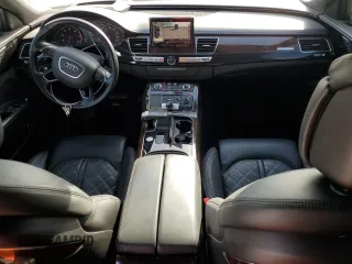 2017 Audi A8 Sport z VIN WAU43AFD9HN019845, wystawiony jako Copart lot #48113205 z przebiegiem 65 434 mil mil oraz Szkoda całkowita • Salvage title. Historia ofert i sprzedaży dostępna na DreamBid. Obrazek 8.