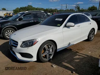 2015 Mercedes-Benz C 300 Luxury z VIN 55SWF4KB7FU081263, wystawiony jako Copart lot #70950844 z przebiegiem 186 340 mil mil oraz Szkoda całkowita • Salvage title. Historia ofert i sprzedaży dostępna na DreamBid. Obrazek 1.