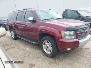 2008 Chevrolet Suburban 3LT z VIN 3GNFC16018G179193, wystawiony jako IAAI lot #41682169 z przebiegiem 218 670 mil mil oraz . Historia ofert i sprzedaży dostępna na DreamBid. Obrazek 1.