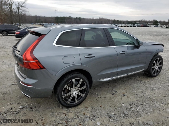 2021 Volvo XC60 Inscription with VIN YV4102DL6M1837207, listed as a Copart auction lot 71179462 with 10,583 mi miles. Bid and sale history available at carsss.com. Image 3.