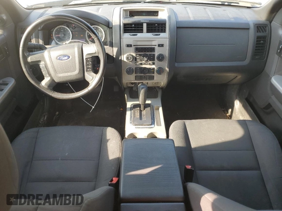 2012 Ford Escape XLT с VIN 1FMCU9D73CKA04531, выставлен на аукционе Copart как лот 50885325 с пробегом 212 777 миль миль и Списание • Salvage title. История ставок и продаж доступна на DreamBid. Изображение 8.