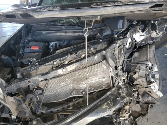 2020 GMC Sierra 1500 Denali with VIN 1GTU9FELXLZ116416, listed as a Copart auction lot 87764685 with 118,296 mi miles and Salvage Title. Bid and sale history available at carsss.com. Image 11.