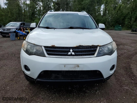 2008 Mitsubishi Outlander XLS with VIN JA4MT41X38Z600587, listed as a Copart auction lot 65476094 with 202,826 mi miles and Clean Title. Bid and sale history available at carsss.com. Image 5.