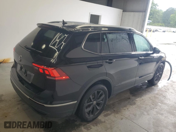 2024 Volkswagen Tiguan SE with VIN 3VV3B7AX8RM129627, listed as a Copart auction lot 59883085 with 16,944 mi miles and Salvage title. Bid and sale history available at DreamBid. Image 3.