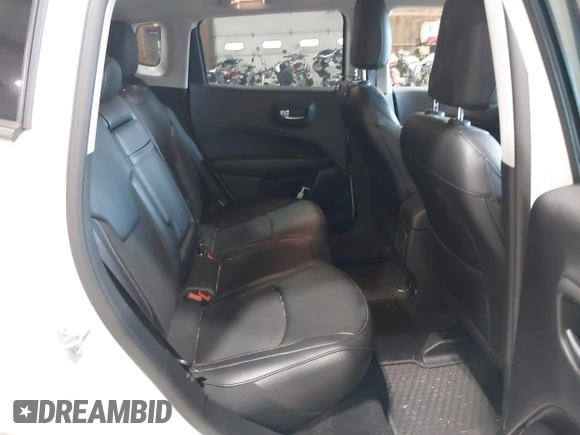 2019 Jeep Compass Latitude с VIN 3C4NJDBB0KT828886, выставлен на аукционе IAAI как лот 42614817 с пробегом 81 985 миль миль и . История ставок и продаж доступна на DreamBid. Изображение 8.