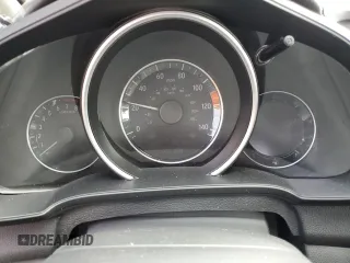 2018 Honda Fit Sport z VIN 3HGGK5H65JM702183, wystawiony jako Copart lot #55439775 z przebiegiem Nie podano mil oraz Szkoda całkowita • Salvage title. Historia ofert i sprzedaży dostępna na DreamBid. Obrazek 9.